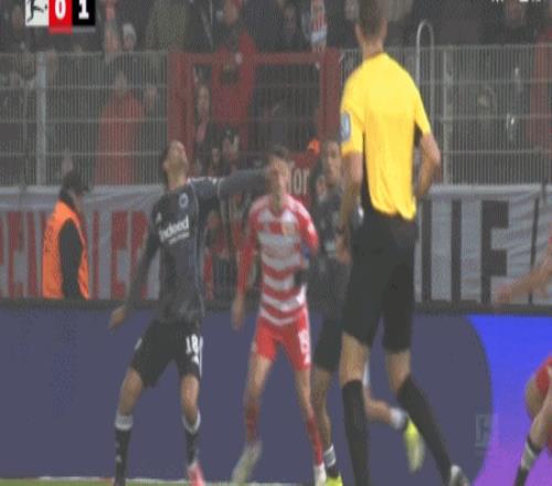 新西兰战神,对决墨尔本,劲旅,球探足球即时比分,球探比分,球探体育比分网,比分直播